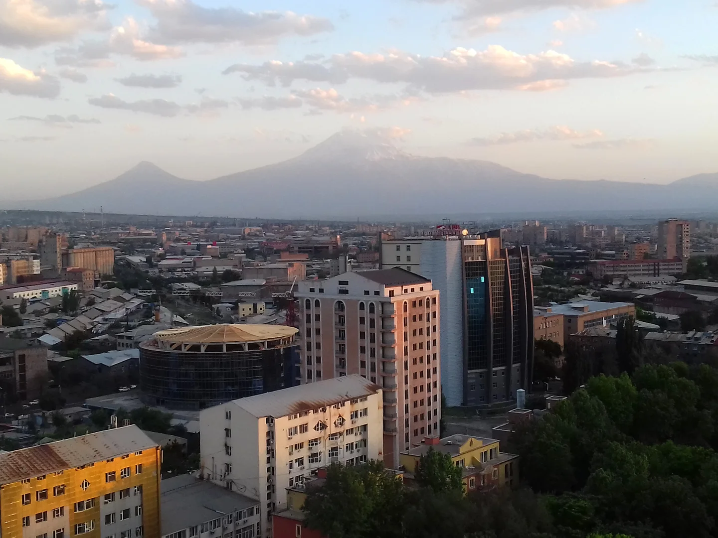 نمای مقصد ارمنستان؛ ایروان